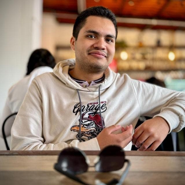 Eduardo Bustamante